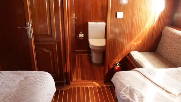 Gulet - Yacht Charter Sailica