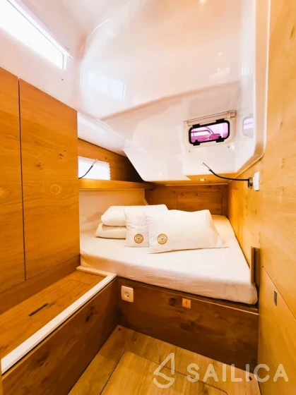 Elan 45 Impression - Yacht Charter Sailica