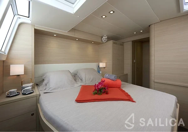 Lagoon 620 - Photo #42 Lagoon 620 - Yacht Charter Sailica