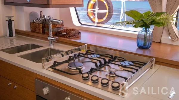 Lagoon 52F - Yacht Charter Sailica