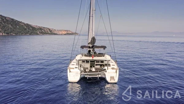 Lagoon 52F - Yacht Charter Sailica