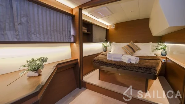 Lagoon 52F - Yacht Charter Sailica