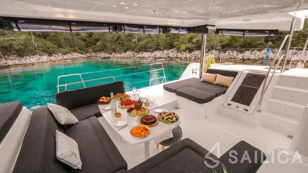 Lagoon 52F - Yacht Charter Sailica