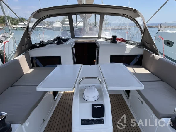 Sun Odyssey 490 - Yacht Charter Sailica
