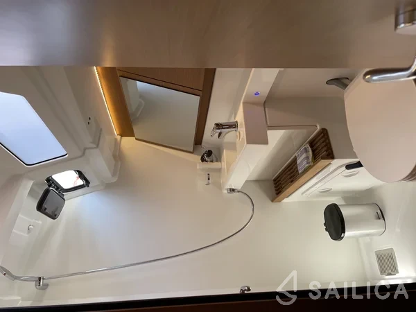 Sun Odyssey 490 - Yacht Charter Sailica