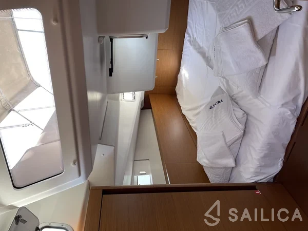 Sun Odyssey 490 - Yacht Charter Sailica