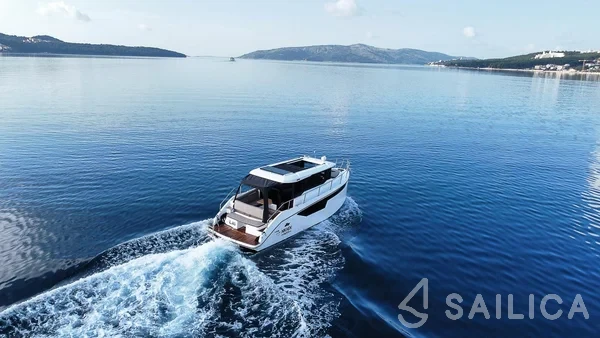 Nikhen Aquasun 34 - Yacht Charter Sailica