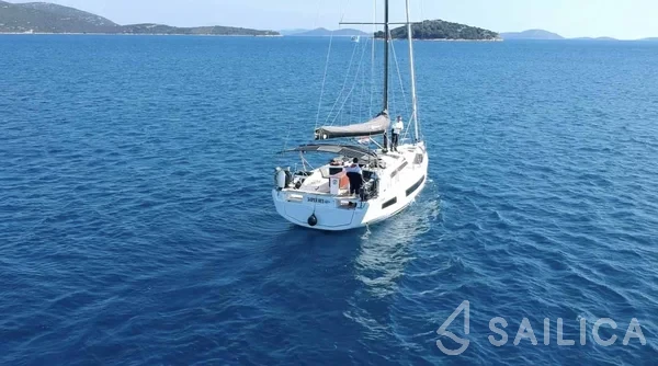 Dufour 41 - Yacht Charter Sailica
