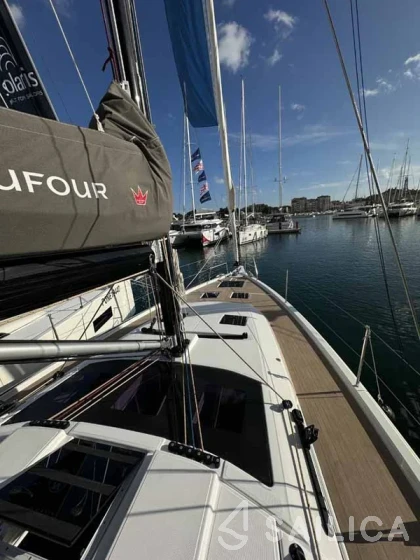 Dufour 41 - Yacht Charter Sailica