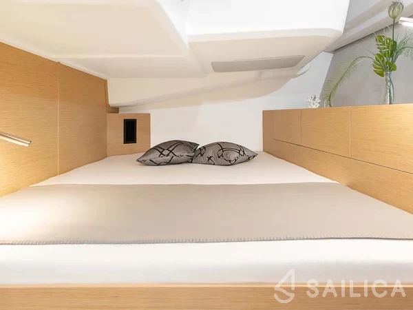 Hanse 508 - Yacht Charter Sailica