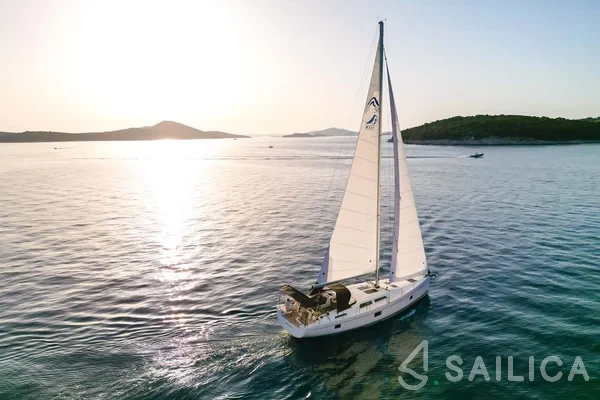 Hanse 508 - Yacht Charter Sailica