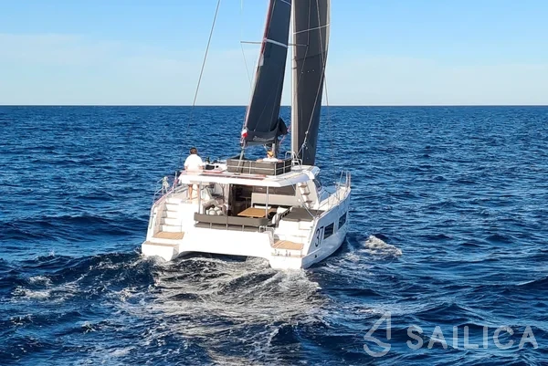 Aventura 37 - Yacht Charter Sailica