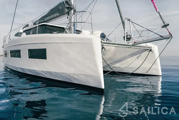 Aventura 37 - Yacht Charter Sailica