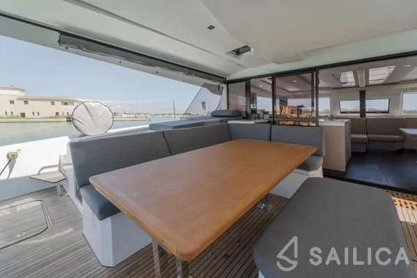 Aura 51 - Yacht Charter Sailica