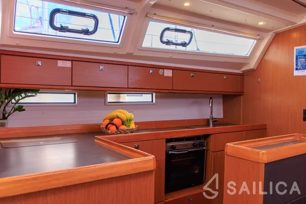 Bavaria 46 Cruiser - Yacht Charter Sailica