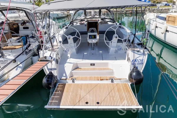 Bavaria 46 Cruiser - Yacht Charter Sailica