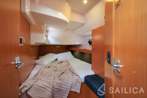 Bavaria 46 Cruiser - Yacht Charter Sailica
