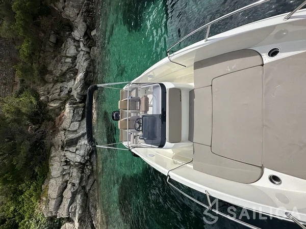 Quicksilver Activ 675 Open - Yacht Charter Sailica