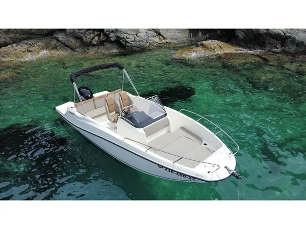 Quicksilver Activ 675 Open - Yacht Charter Sailica