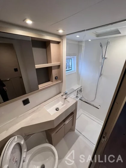 Lagoon 46  - Yacht Charter Sailica