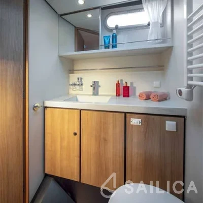 Grand Sturdy 40.0 AC - Yacht Charter Sailica