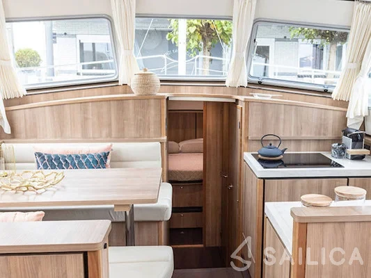 Grand Sturdy 40.0 AC - Yacht Charter Sailica