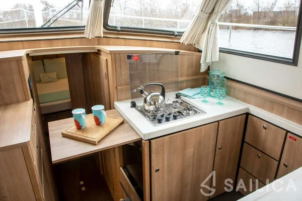 Grand Sturdy 40.0 AC - Yacht Charter Sailica