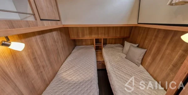 Grand Sturdy 40.0 AC - Yacht Charter Sailica