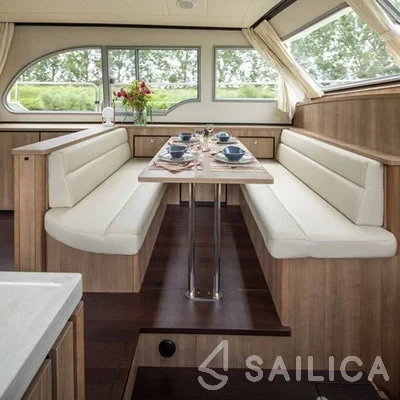 Grand Sturdy 40.0 AC - Yacht Charter Sailica