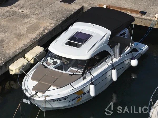 Antares 8 OB - Yacht Charter Sailica