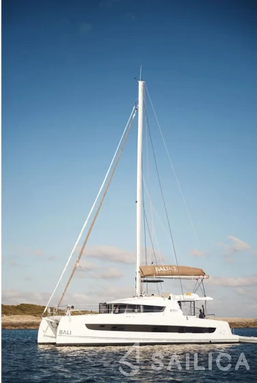 Bali 4.2 - Yacht Charter Sailica
