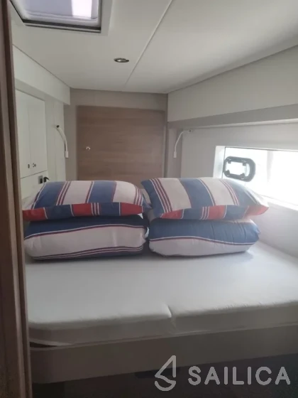 Bali 4.2 - Yacht Charter Sailica