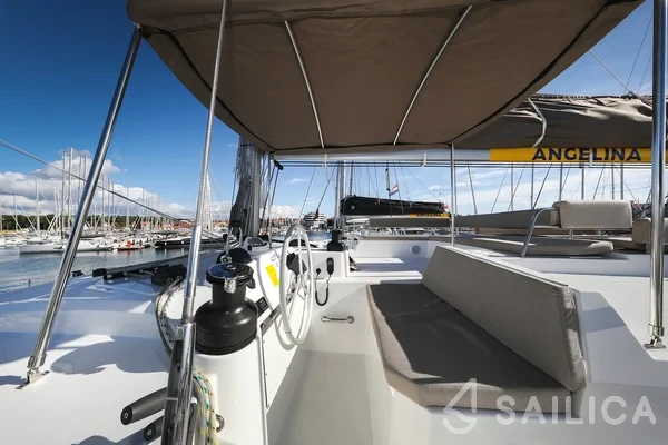 Bali 4.4 - Yacht Charter Sailica