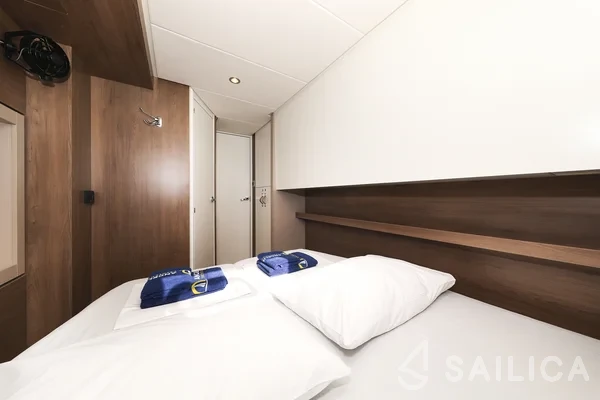 Bali 4.4 - Yacht Charter Sailica