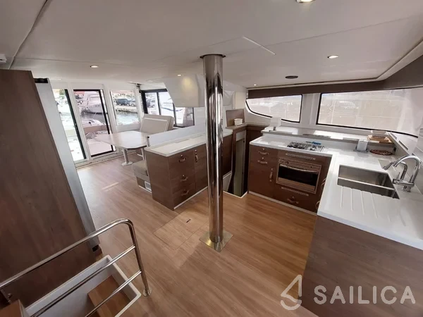 Bali 4.4 - Yacht Charter Sailica