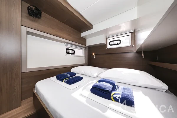 Bali 4.4 - Yacht Charter Sailica