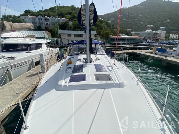 Oceanis 48 - Yacht Charter Sailica