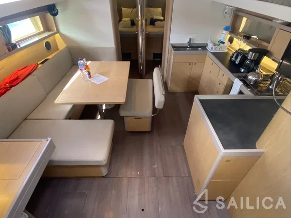 Oceanis 48 - Yacht Charter Sailica