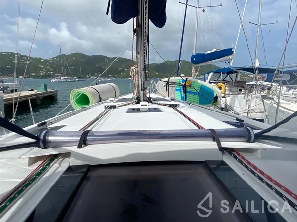 Oceanis 48 - Yacht Charter Sailica