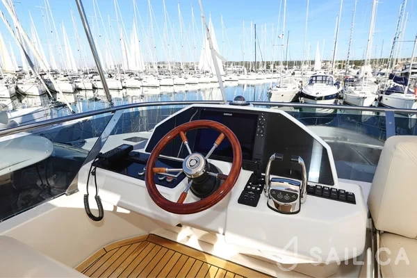 Greenline 48 Fly - Yacht Charter Sailica