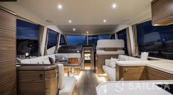 Greenline 48 Fly - Yacht Charter Sailica