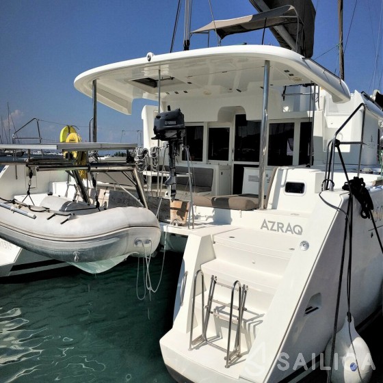Lagoon 450  Flybridge - Yacht Charter Sailica