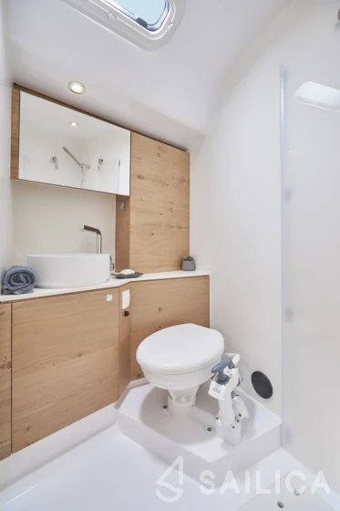 Elan 45 Impression - Yacht Charter Sailica