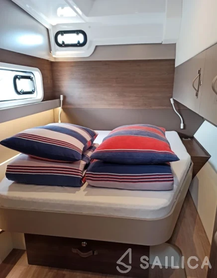 Bali Catspace - Yacht Charter Sailica