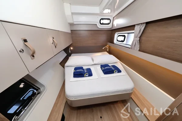 Bali Catspace - Yacht Charter Sailica