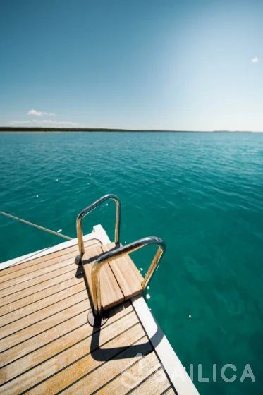 Bavaria C42 - Yacht Charter Sailica