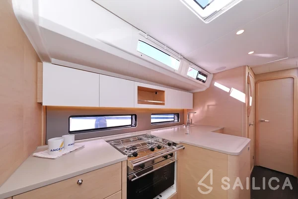 Dufour 41 - Yacht Charter Sailica