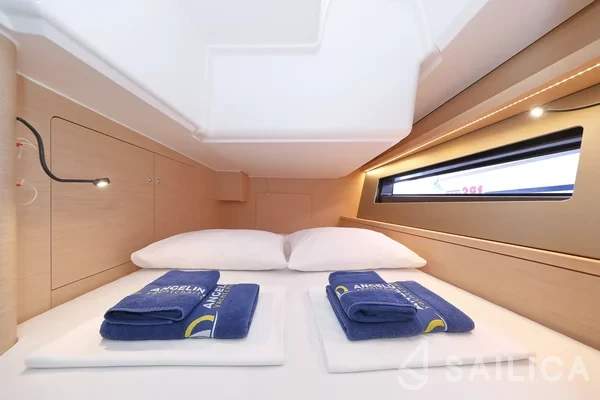 Dufour 41 - Yacht Charter Sailica