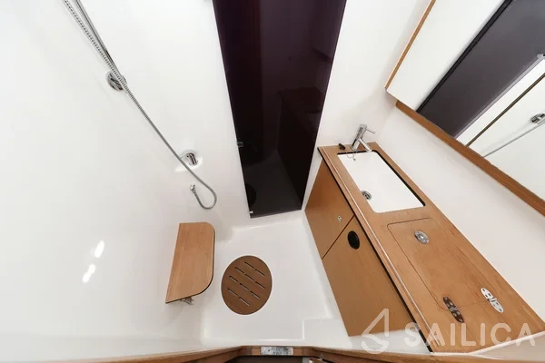 Dufour 460 GL - Yacht Charter Sailica