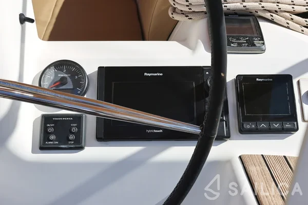 Dufour 460 GL - Yacht Charter Sailica
